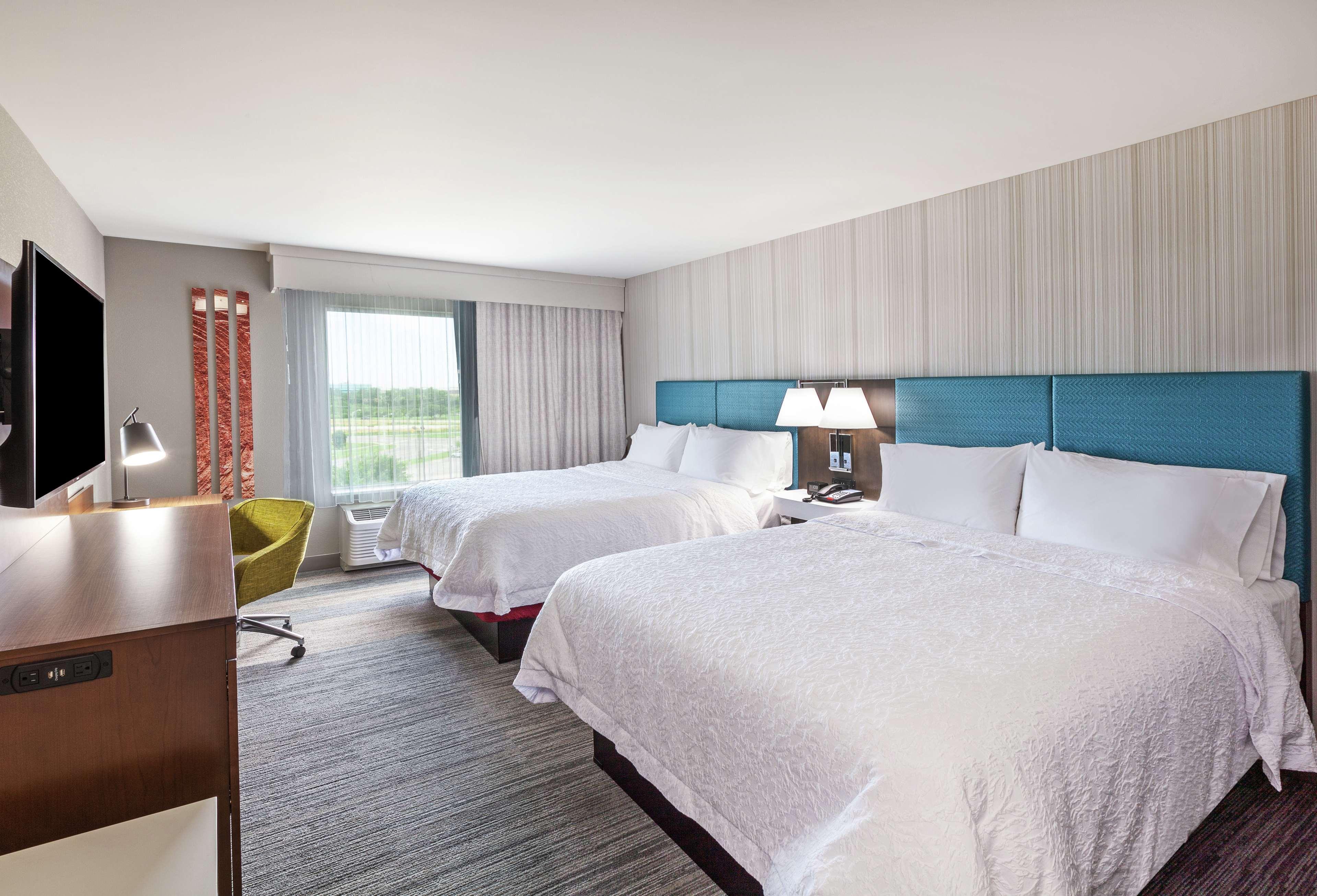 Hampton Inn Gardner Exterior photo